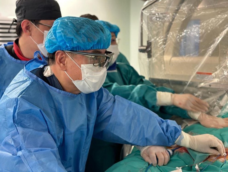 Улсын гуравдугаар төв эмнэлэг Монголд анх удаа хөлдөөх аблаци эмчилгээг нэвтрүүлжээ